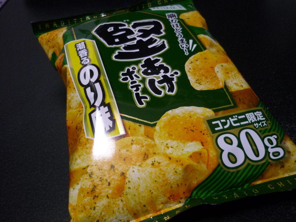 Calbee 堅あげポテト のり味 外観