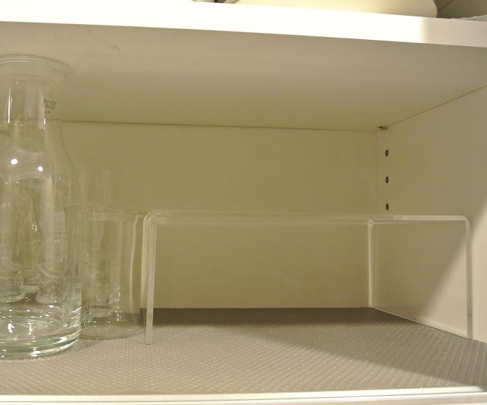 食器棚　収納　無印良品　アクリル仕切板　キッチン　グラス　食器