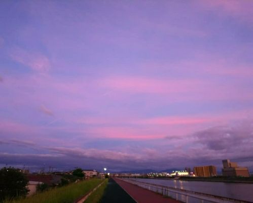 ピンクの雲 紫の空 自然に癒されたい 楽天ブログ