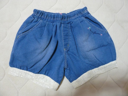 2015春夏物ラッキーパック女の子１１０cmデニムショート丈パンツ.JPG