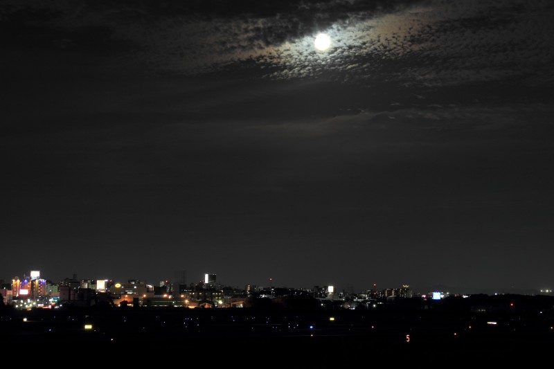 スーパームーン_008鱗雲.jpg