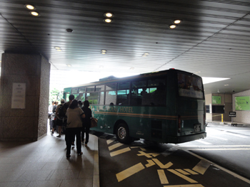 リーガロイヤル送迎バス