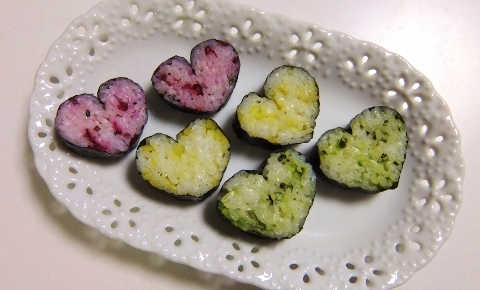 ハートの巻き寿司　レシピ　作り方　heart　how to make sushi