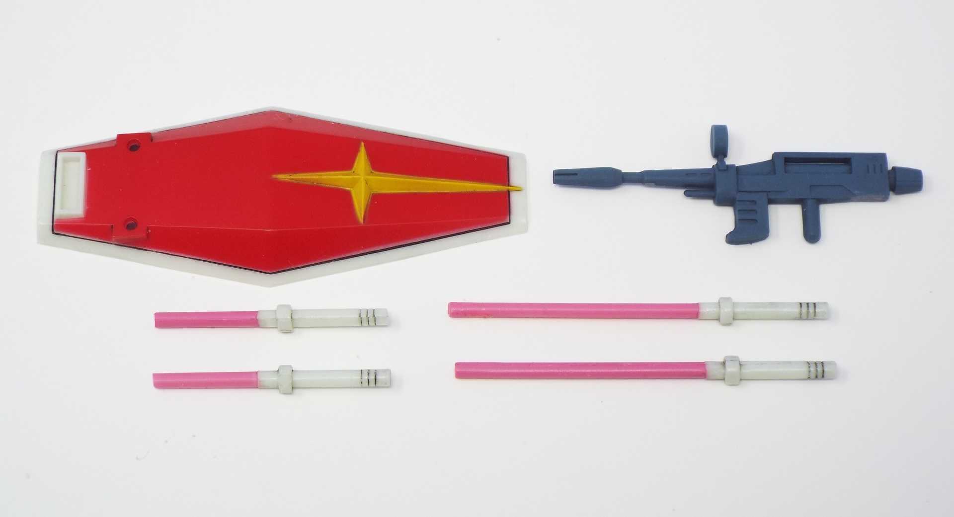 フルカラーモデル 1/144 ガンダム【プラモデル】 | なん・・・だ