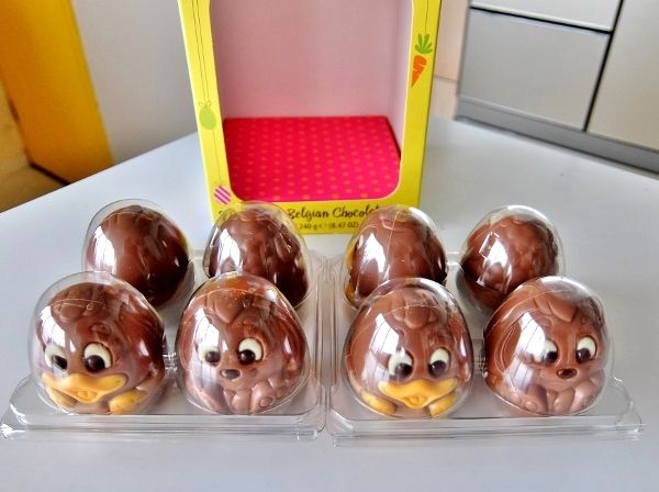 コストコイースターエッグ ミルクチョコレート 円 ベルギー ベルファイン Belfine Egg Bunny ＆Duckling