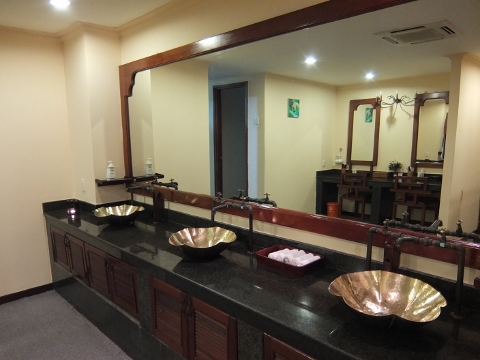 アナ・マンダラ　アーユルヴェーダトリートメント　  ラ・コーシンシン・ラグジュアリー・スパ  La Cochinchine LUXURY SPA