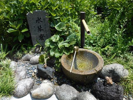 花の寺　本勝寺