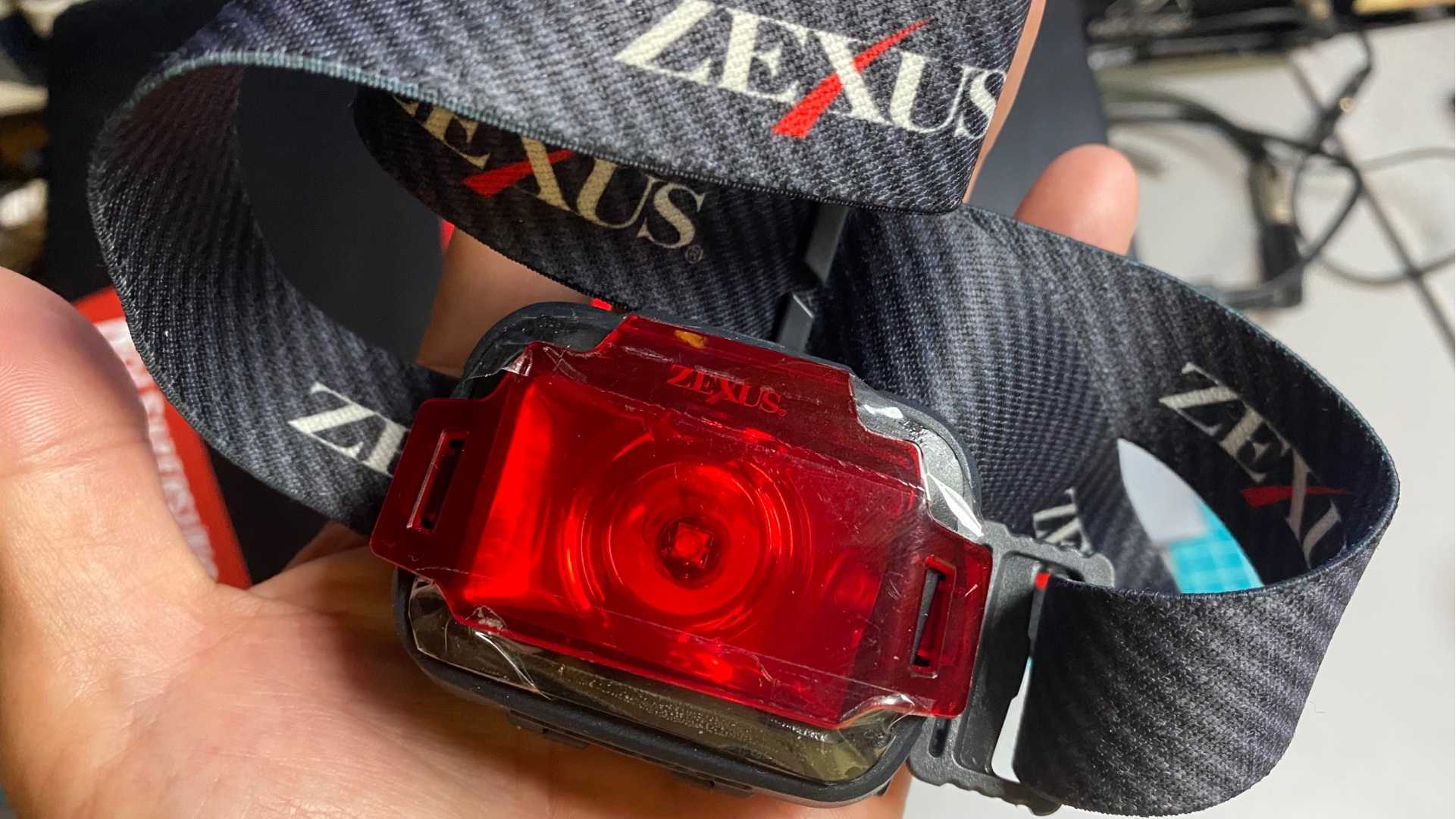 ハイグレードなベッドライト【ZX-R730】 | らすたひたすら