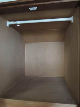 002-1.jpg