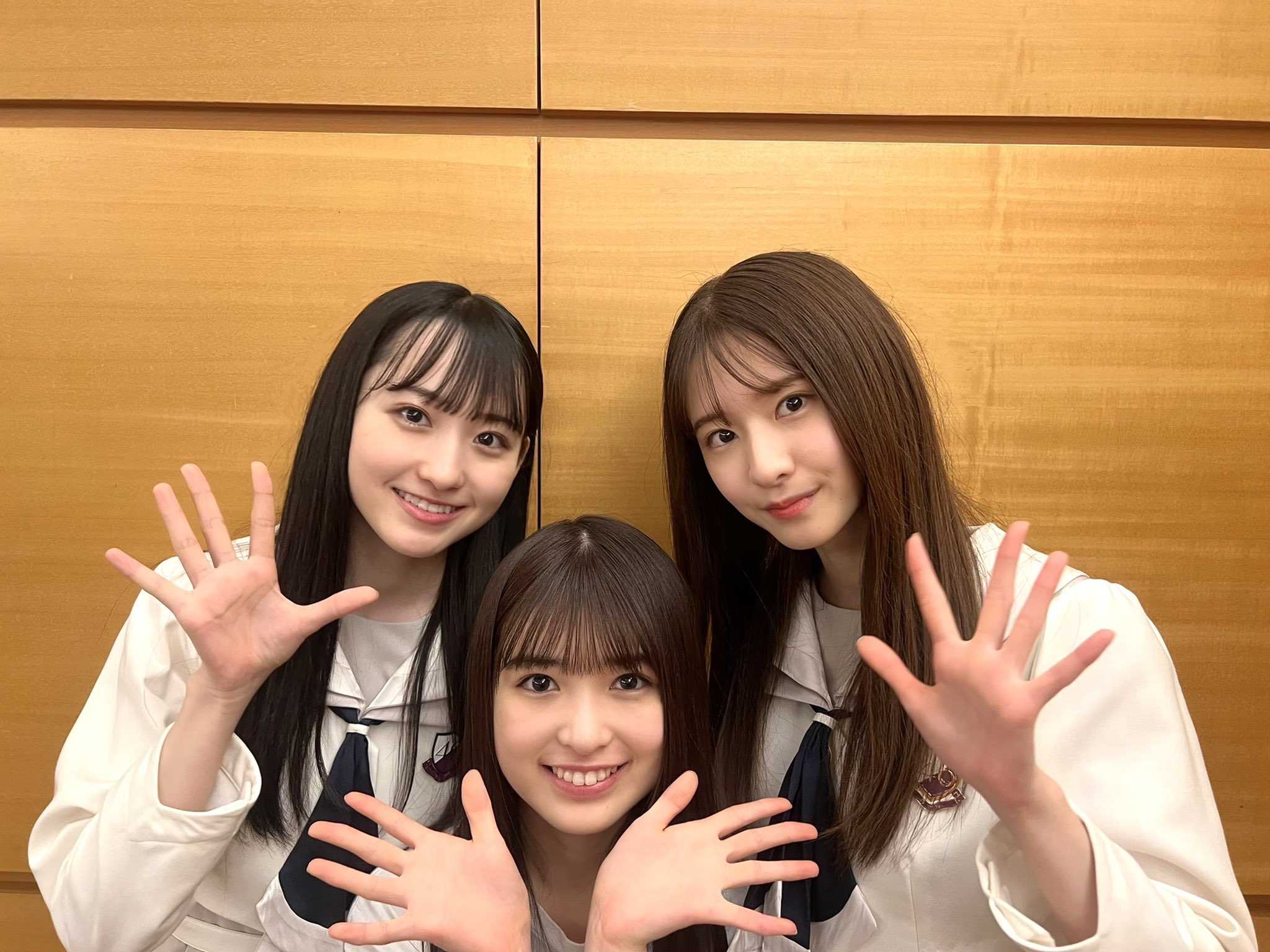 乃木坂46 5期生 一ノ瀬美空 小川彩 写真集 直筆サイン入りパネル 乃木坂46 5期生 一ノ瀬美空 小川彩 写真集 直筆サイン入りパネル