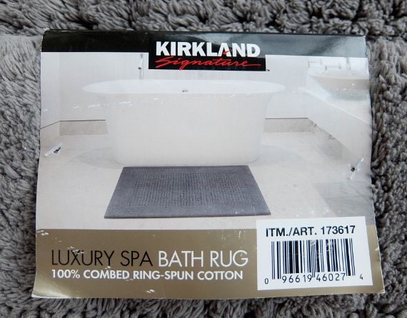 コストコで買ったバスマット　リバーシブル　カークランド Luxury Spa Bath Rug　1198円 #コストコ　ブログ