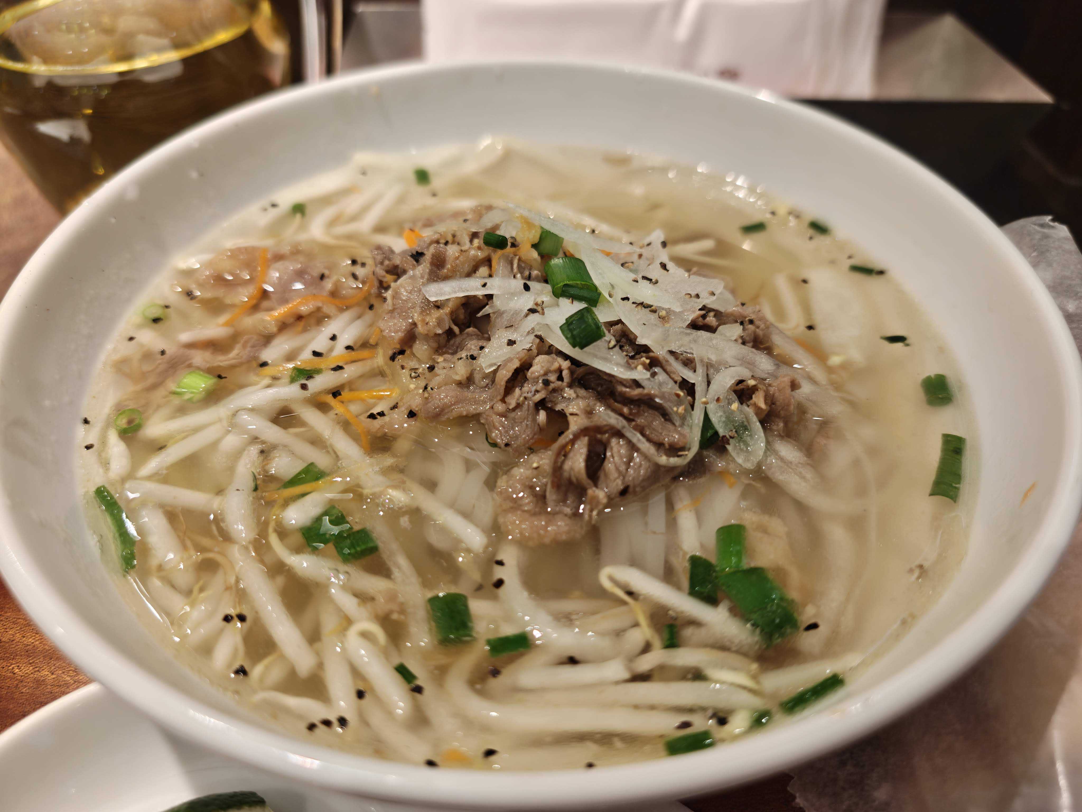 ニャーヴェトナム 虎ノ門ヒルズ店　一人ランチ 【平日】本日のフォー＆バインミーランチ