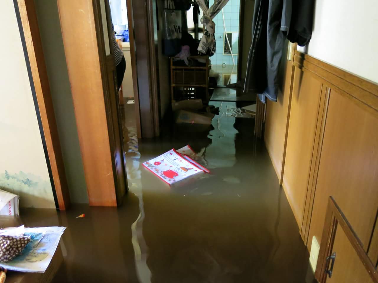 1階は何もかも床上浸水で浮かび使い物にならなくなった 福ちゃん通信 楽天ブログ