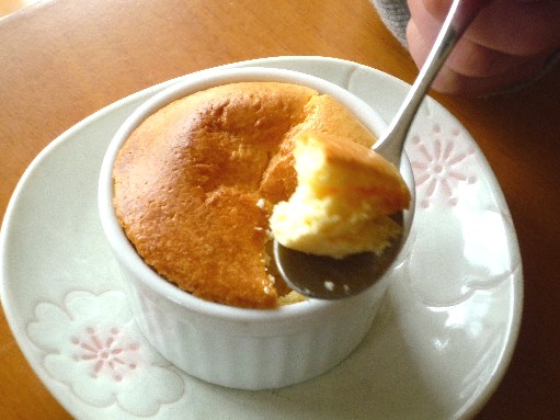 チーズスフレケーキ