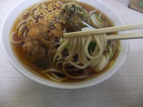 一由そば@日暮里のそば(小)+ゲソ天(半)+ブロッコリー天2