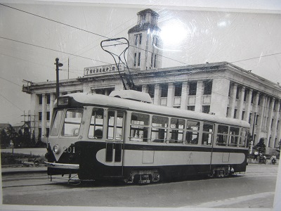 電車４９市役所.jpg