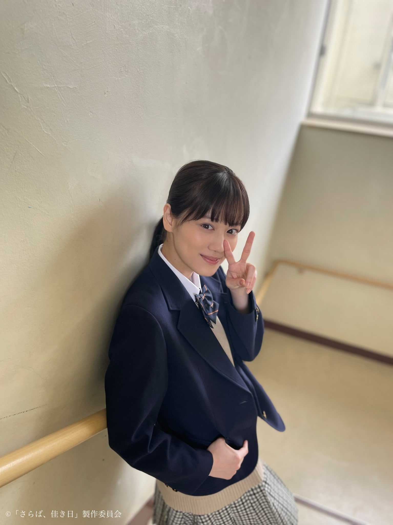 山下美月　制服 ☆乃木坂46♪山下美月、眩しすぎる高校生服姿公開！（テレ東ドラマ『さらば、佳き日』より） | ルゼルの情報日記 - 楽天ブログ