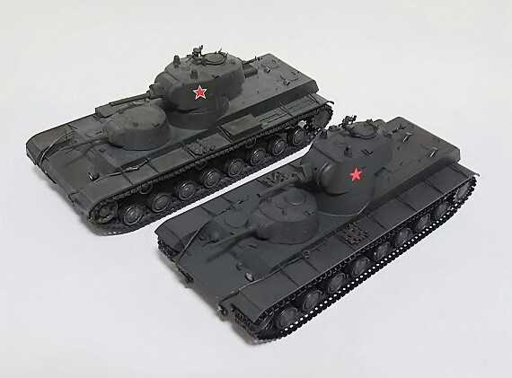 ソビエト軍 SMK多砲塔重戦車 （トランぺッター） 完成 | 凍り