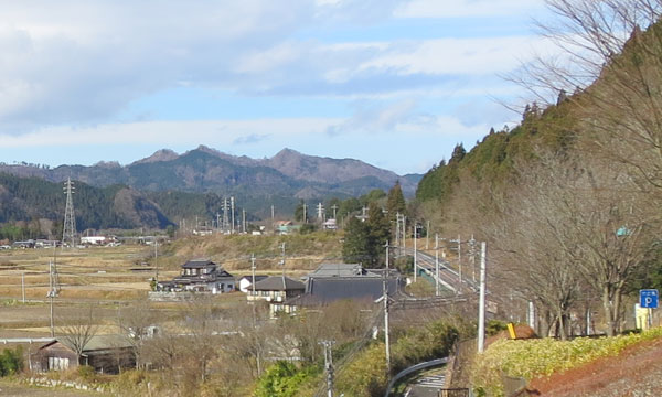 鍋足山.jpg