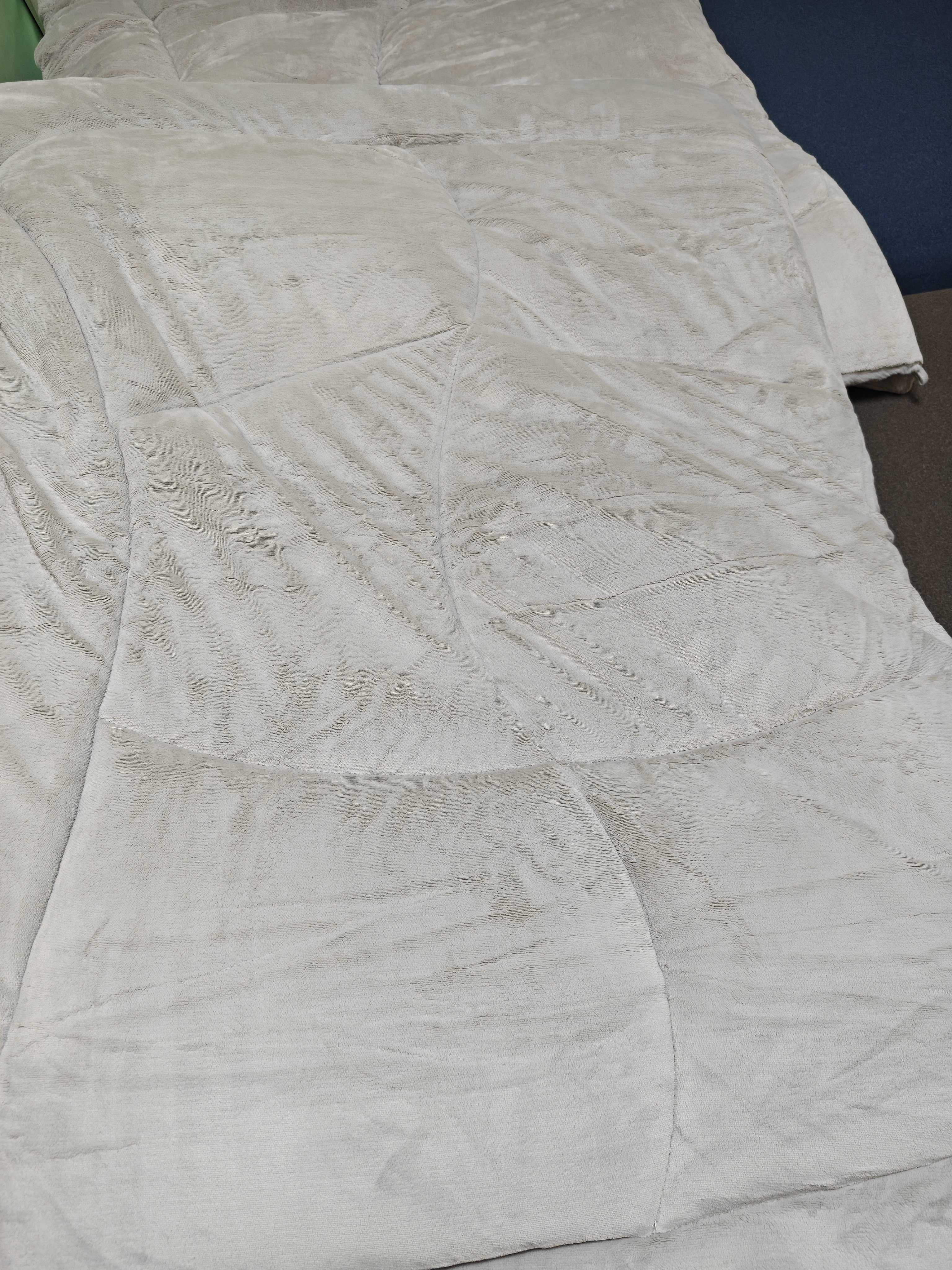 ニトリ　Nウォーム ダブルスーパー　掛け布団 実際に敷いてみました