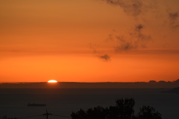 パルテール窓から