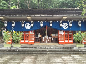 長崎　淵神社　正面.jpg