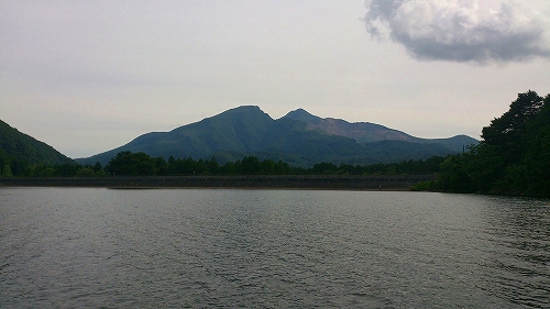 s-20140706秋元湖の磐梯山.jpg
