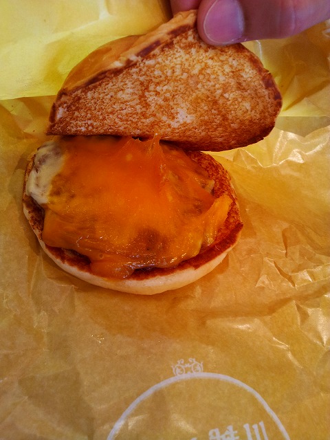 絶品チーズバーガー