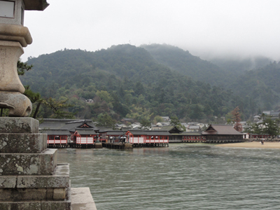 厳島神社と弥山