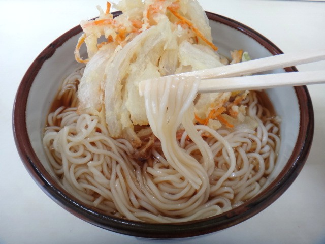 高田うどん店