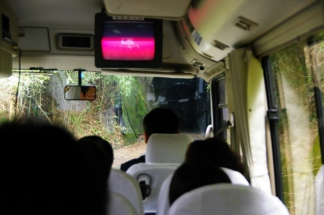 101.トンネル跡にも入っていきます