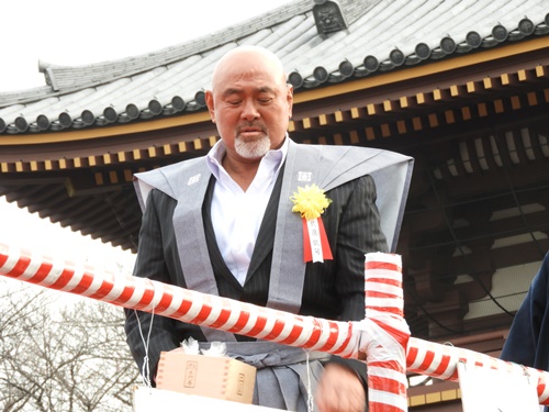 池上本門寺の豆まき