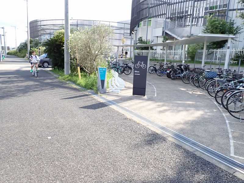 The Green Cycle - the Green ショッピングモール内拠点