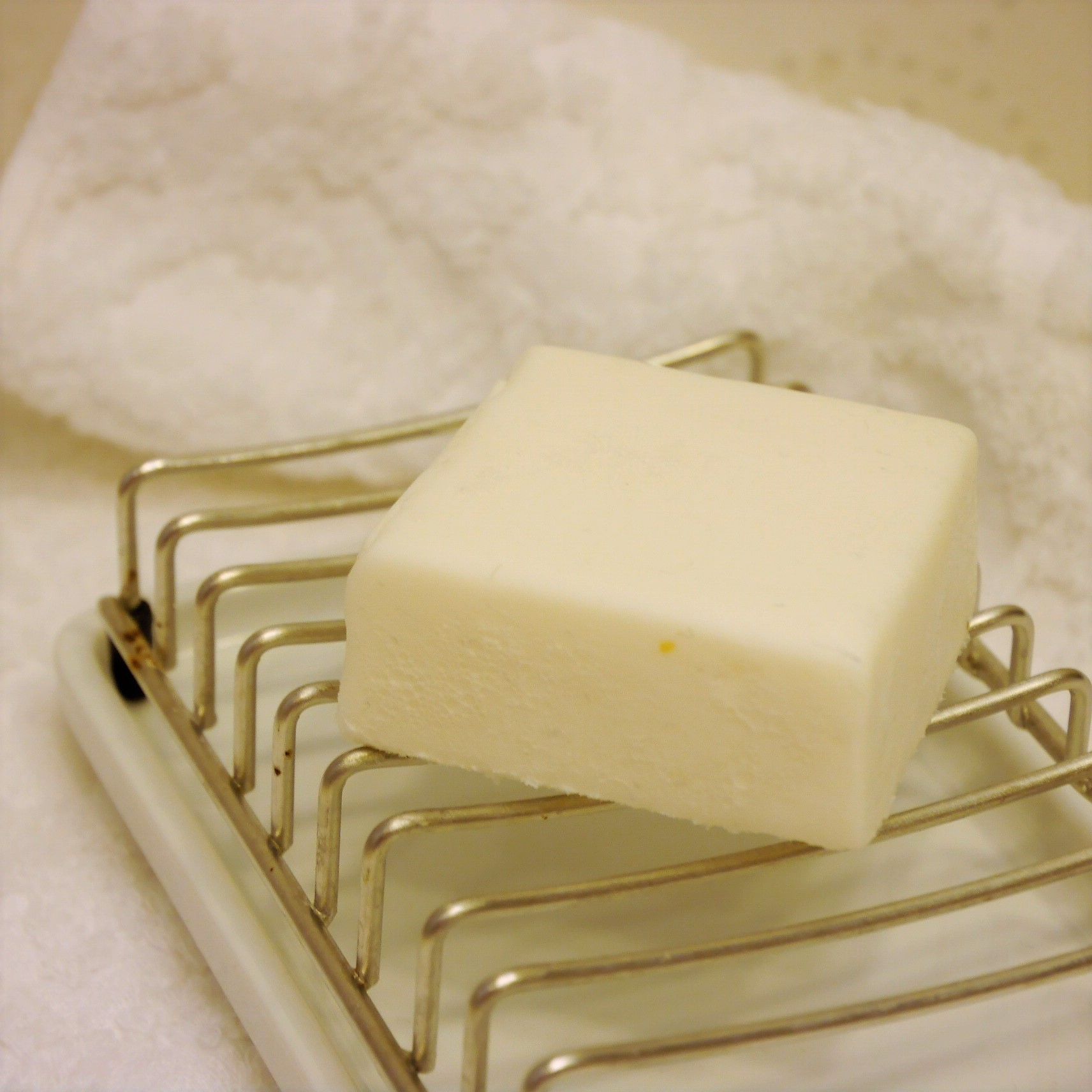 二の腕ザラザラを洗う重曹石けん_洗面所