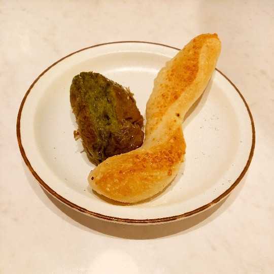 4皿目