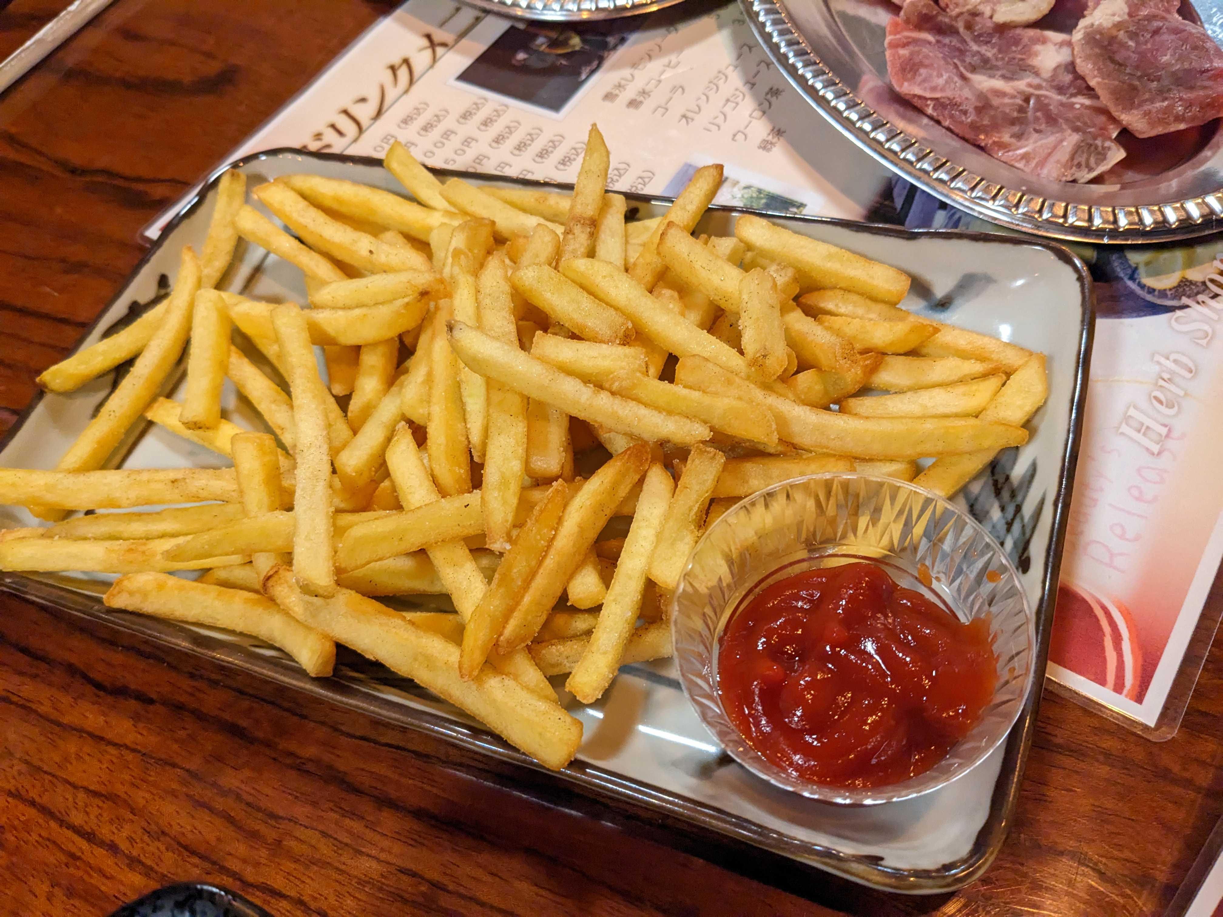 ジンギスカン庭のフライドポテト