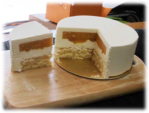 マンゴーのチーズケーキ