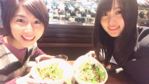 元乃木坂46のメンバーで、今春から日本テレビの女子アナとして活躍することになる\u201d市來玲奈 \u201dが欅坂46のお嬢様キャプテン;菅井友香との2ショット写真を公開した。