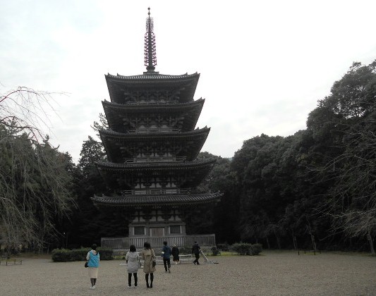 2015-11 醍醐寺五重塔.jpg