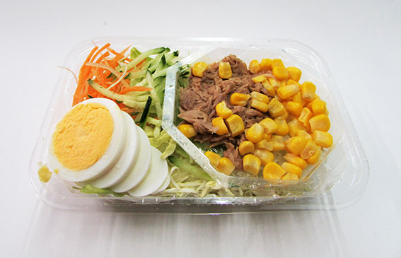 ローソンの「シーチキン＆コーンサラダ」♪