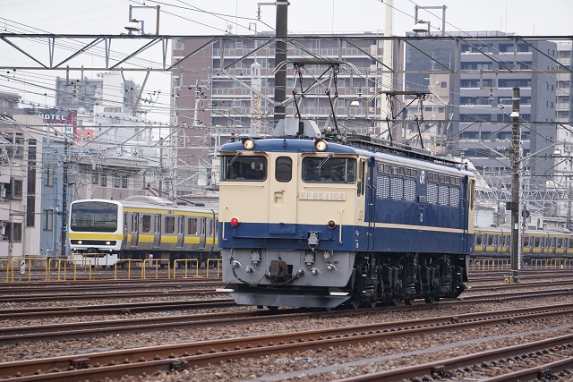 EF64 1001新津 & EF65 1104真鶴 & EF64 1049鹿島貨物4