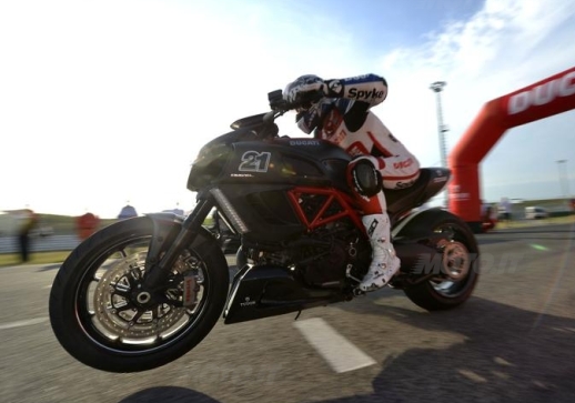wdw-ducati-2012-gallery-38[1].jpg
