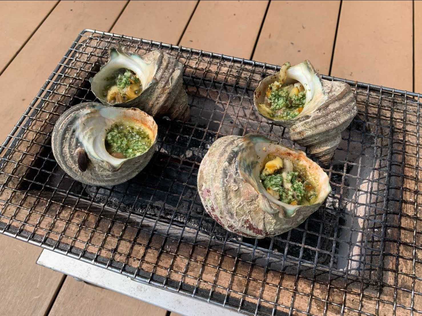 【おうち時間】げんこつサザエで海鮮BBQ!~壺焼き(和風・洋風) | つぼズkitchen - 楽天ブログ