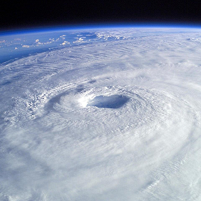 台風18号