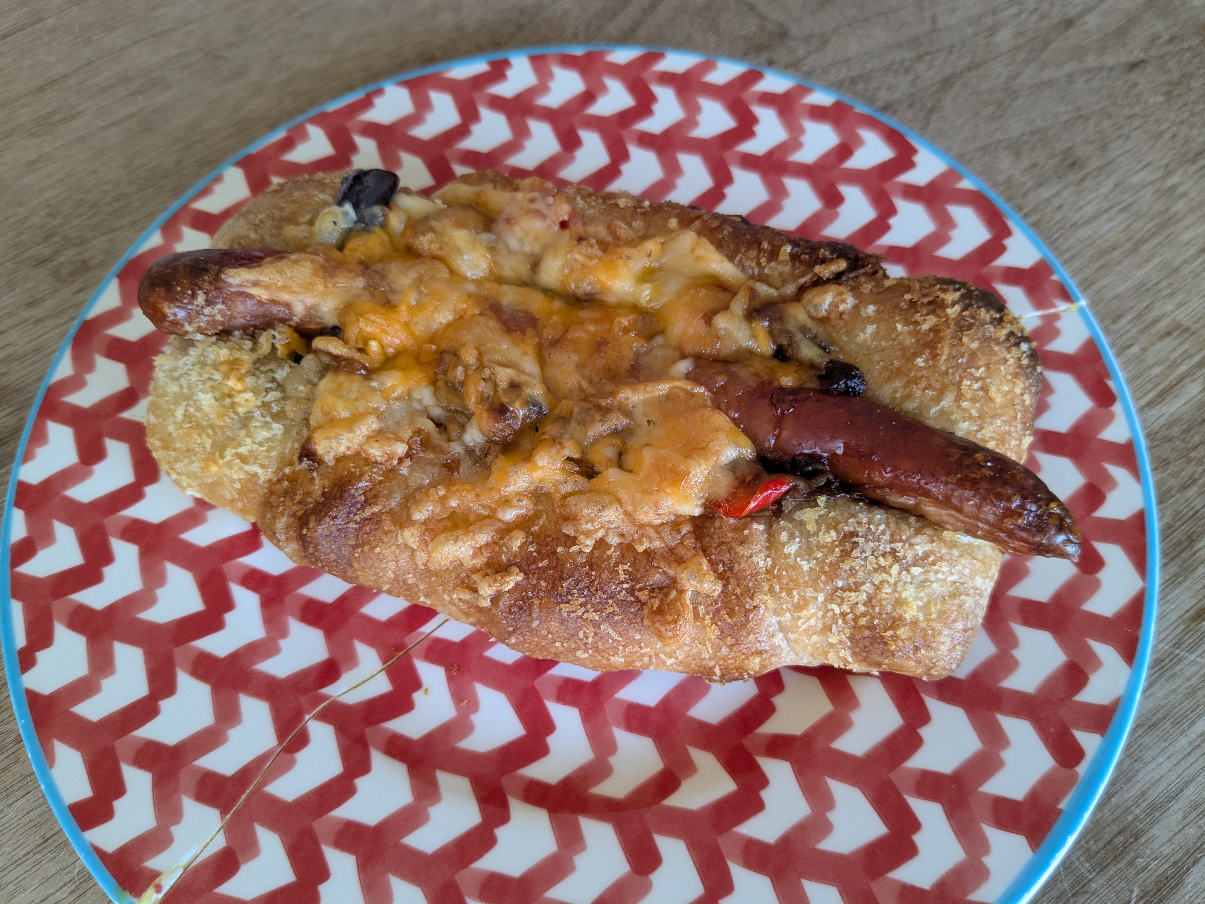 津田沼駅パン屋　グリドン　カレーソーセージ