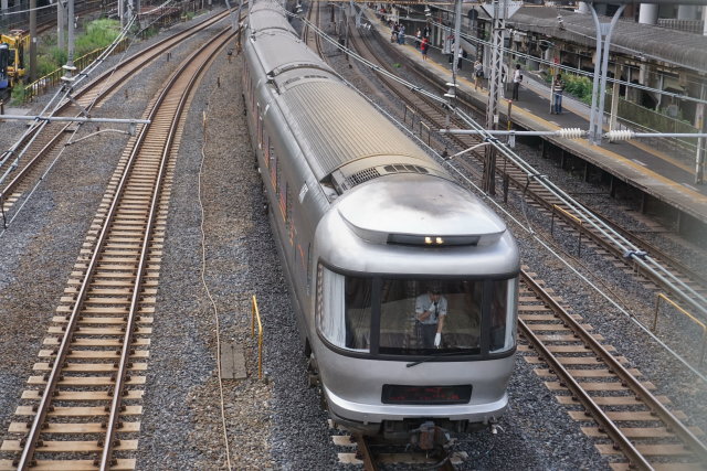 EF81 133 牽引 カシオペア紀行 札幌行き2