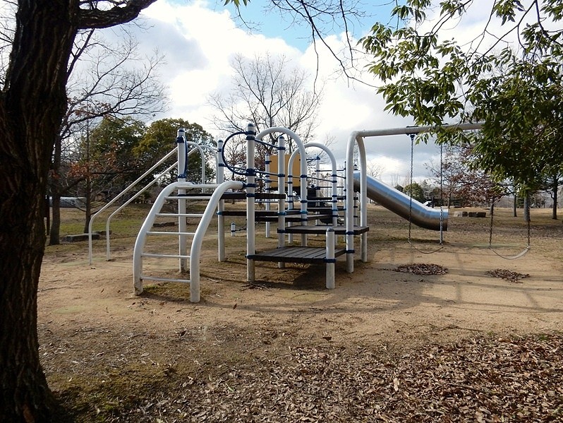ちびっこ広場3.JPG