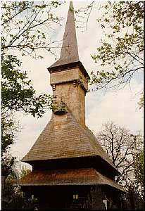 デセシュタイ村の教会