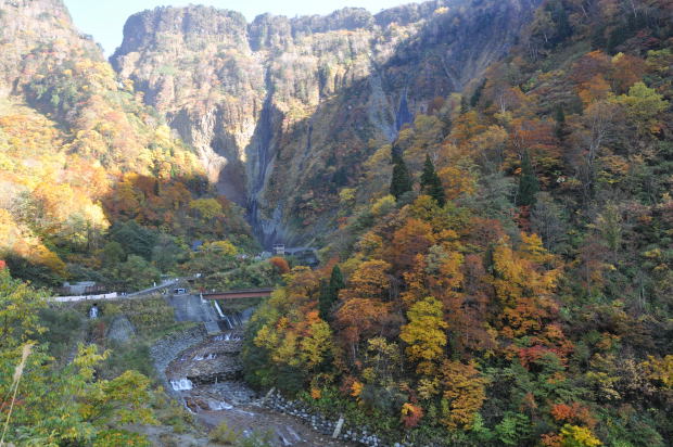 称名滝　紅葉