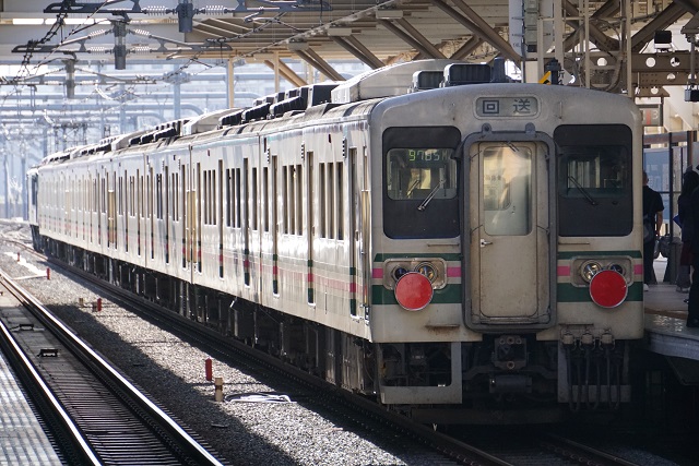 EF64 1032牽引 107系 R3+R4+R5+R9編成 8両長野行き配給4